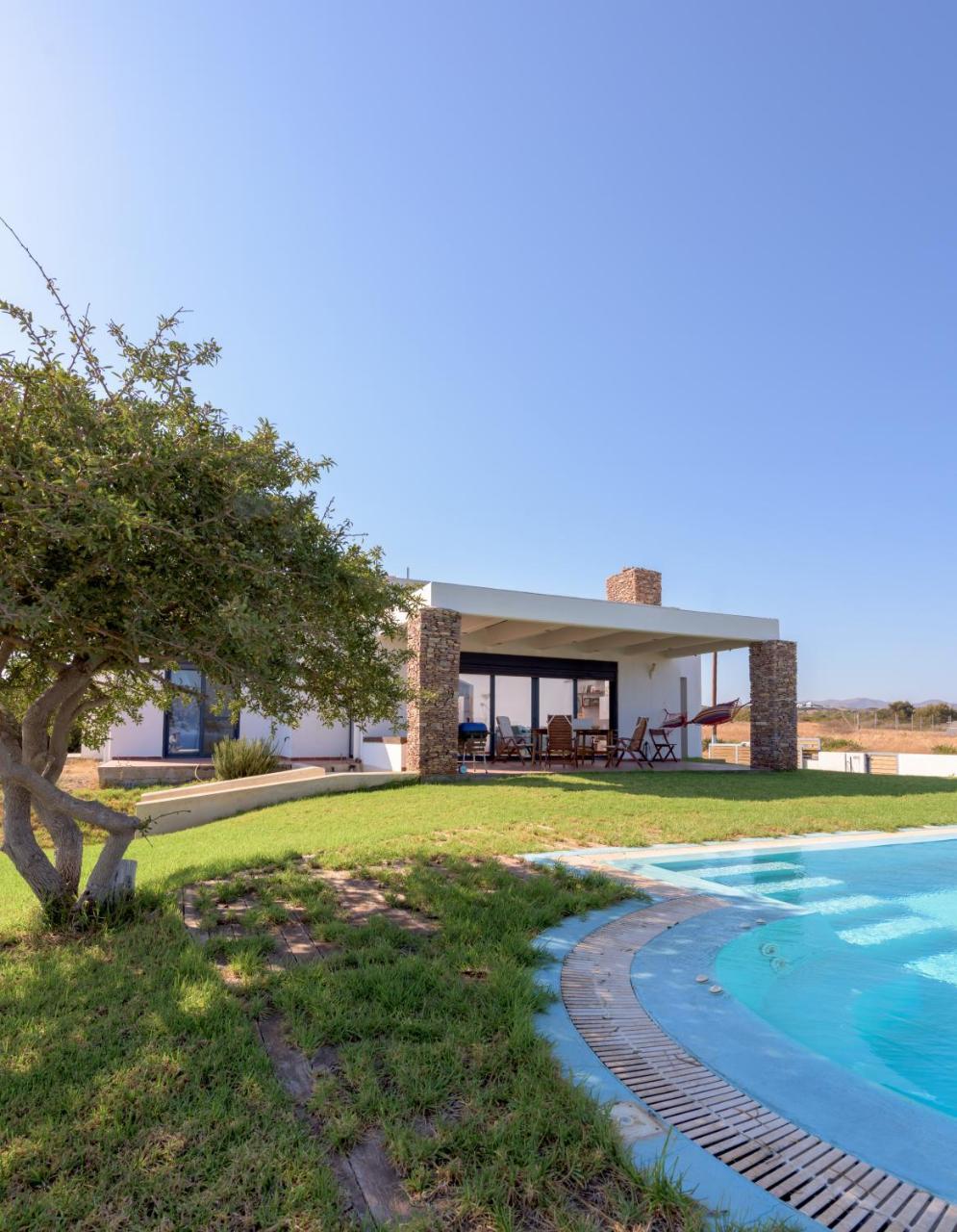 Cristelia Seafront & Pool Villa Lakhania Eksteriør bilde