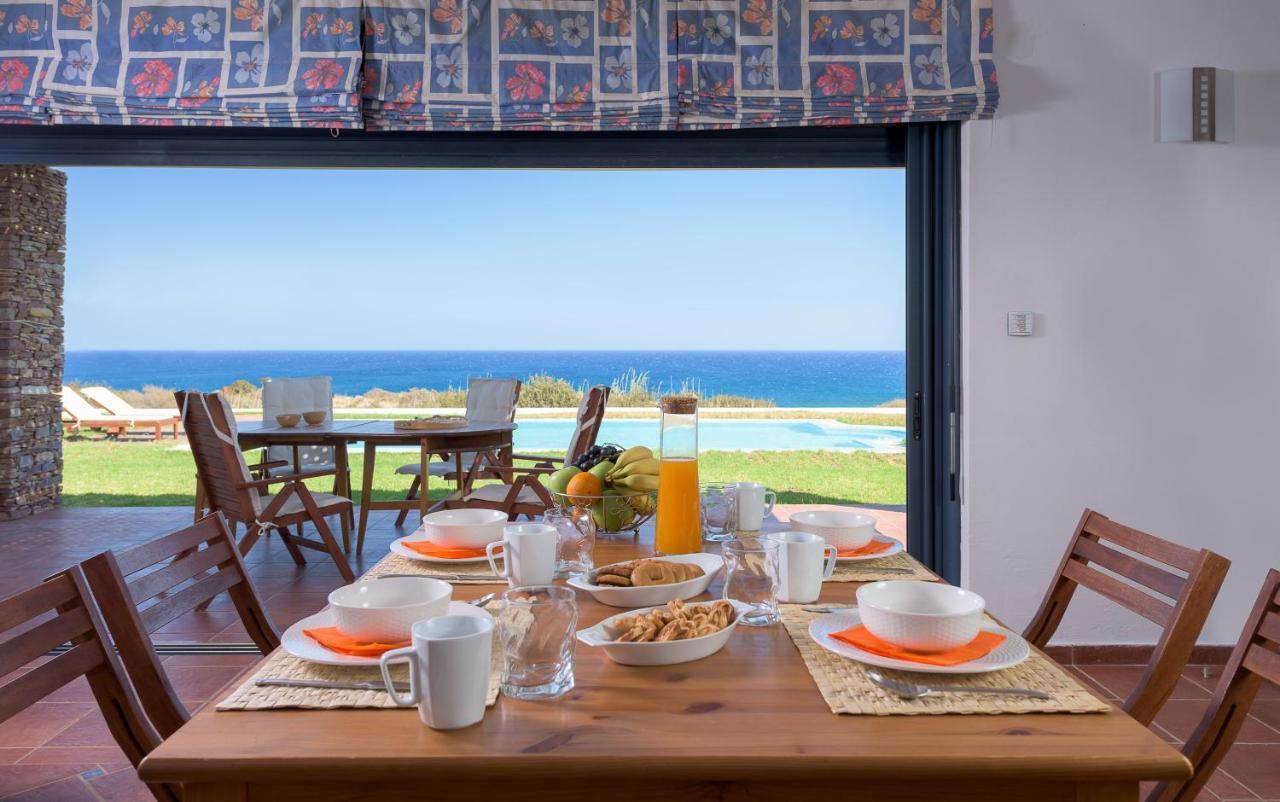 Cristelia Seafront & Pool Villa Lakhania Eksteriør bilde